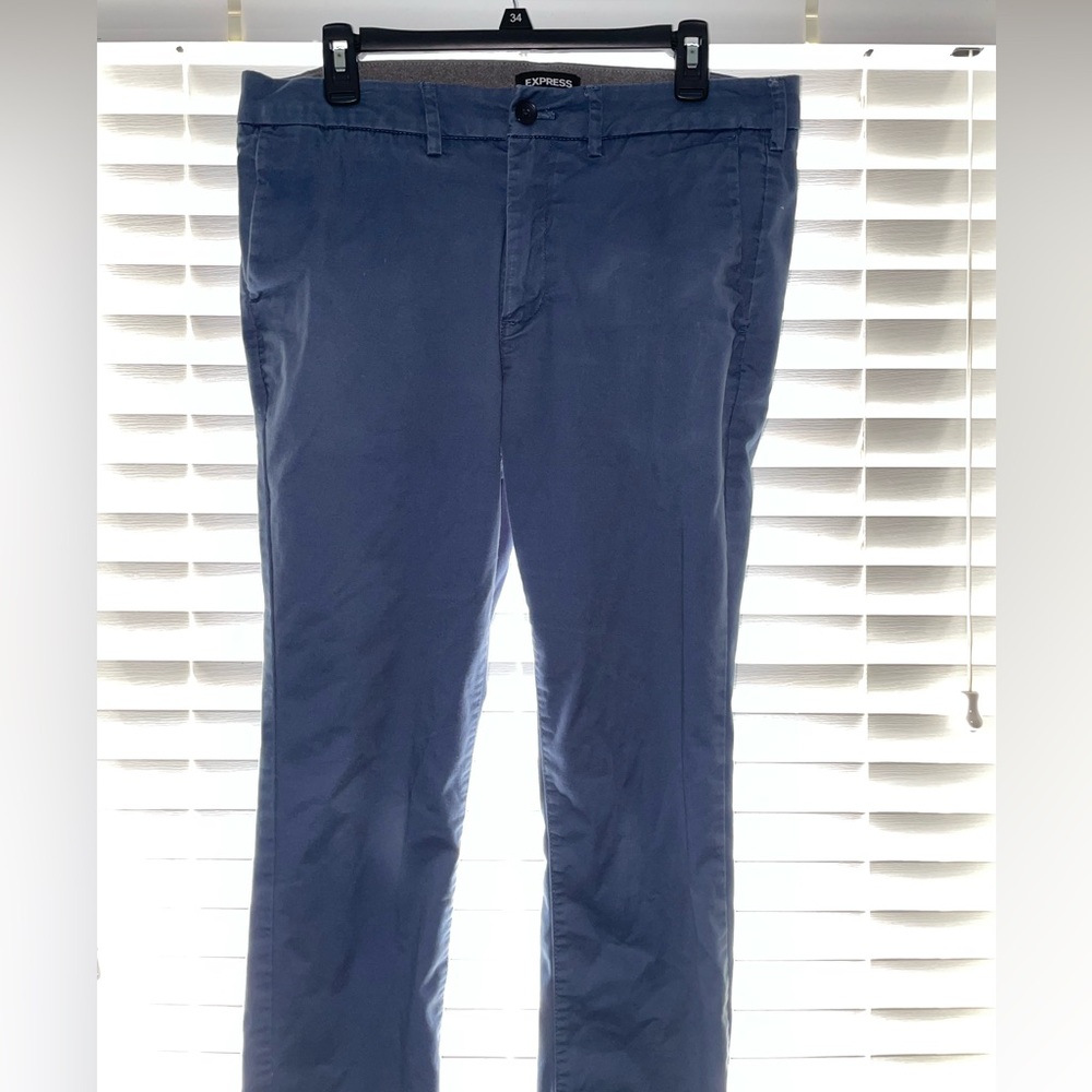 Men’s Express Navy Chinos 32 x 32